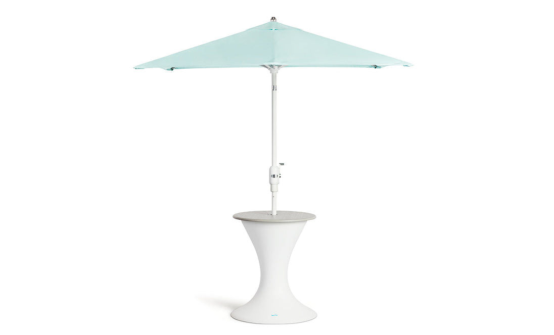 The 6.5 Square Signature 360° Tilt Umbrella by Ledge Lounger boasts a modern aqua canopy with fade resistance and minimalist design. It features a tilting mechanism and white hourglass pedestal base, making it perfect for any outdoor setting.